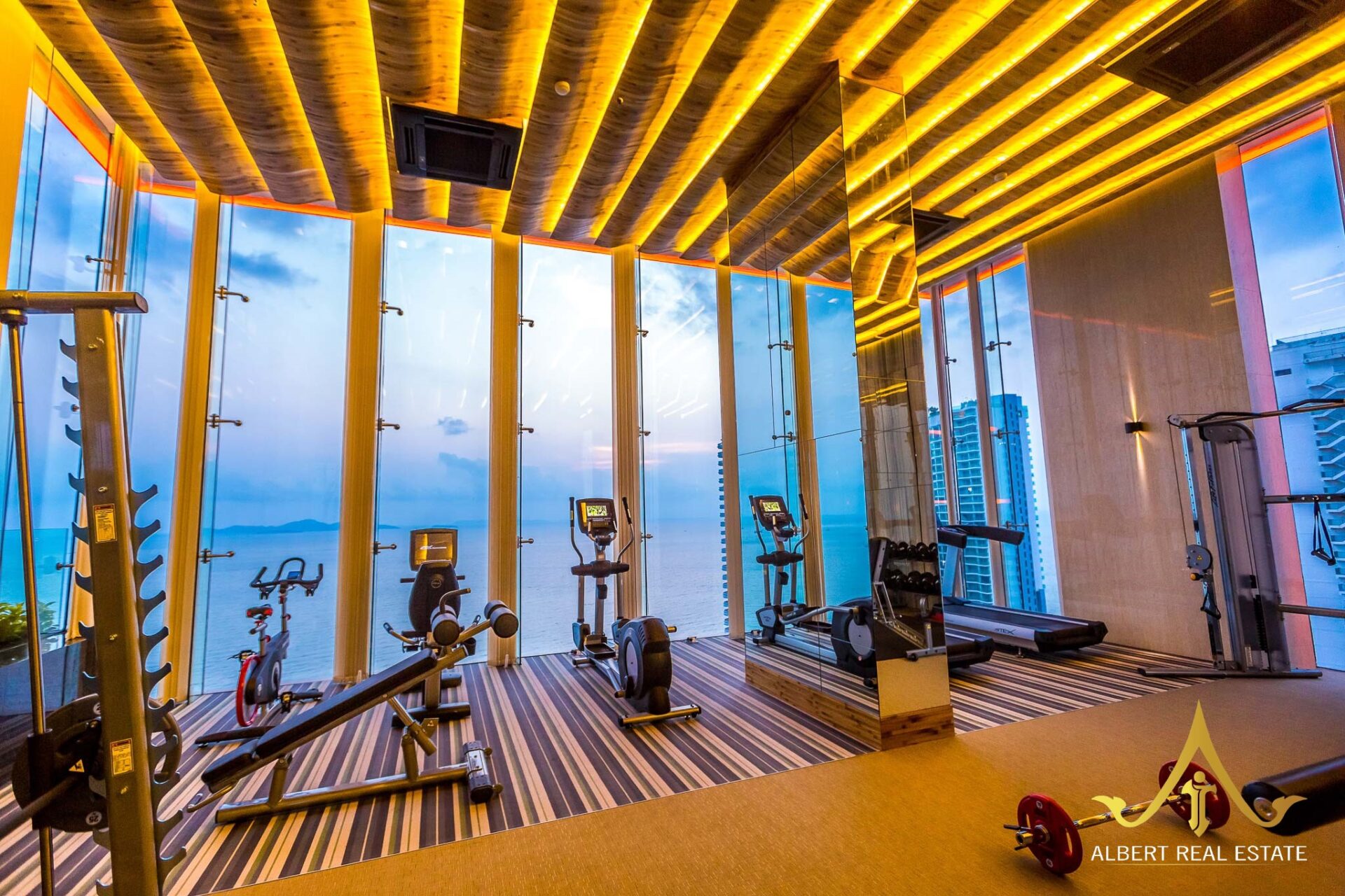 The Riviera Wongamat Pattaya condominium