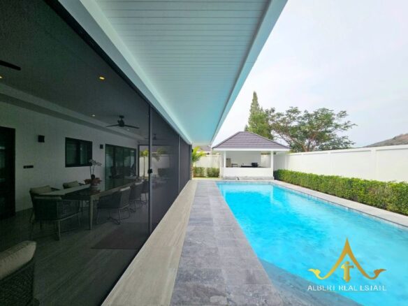 The Clouds 2 luxury pool villa Hua Hin