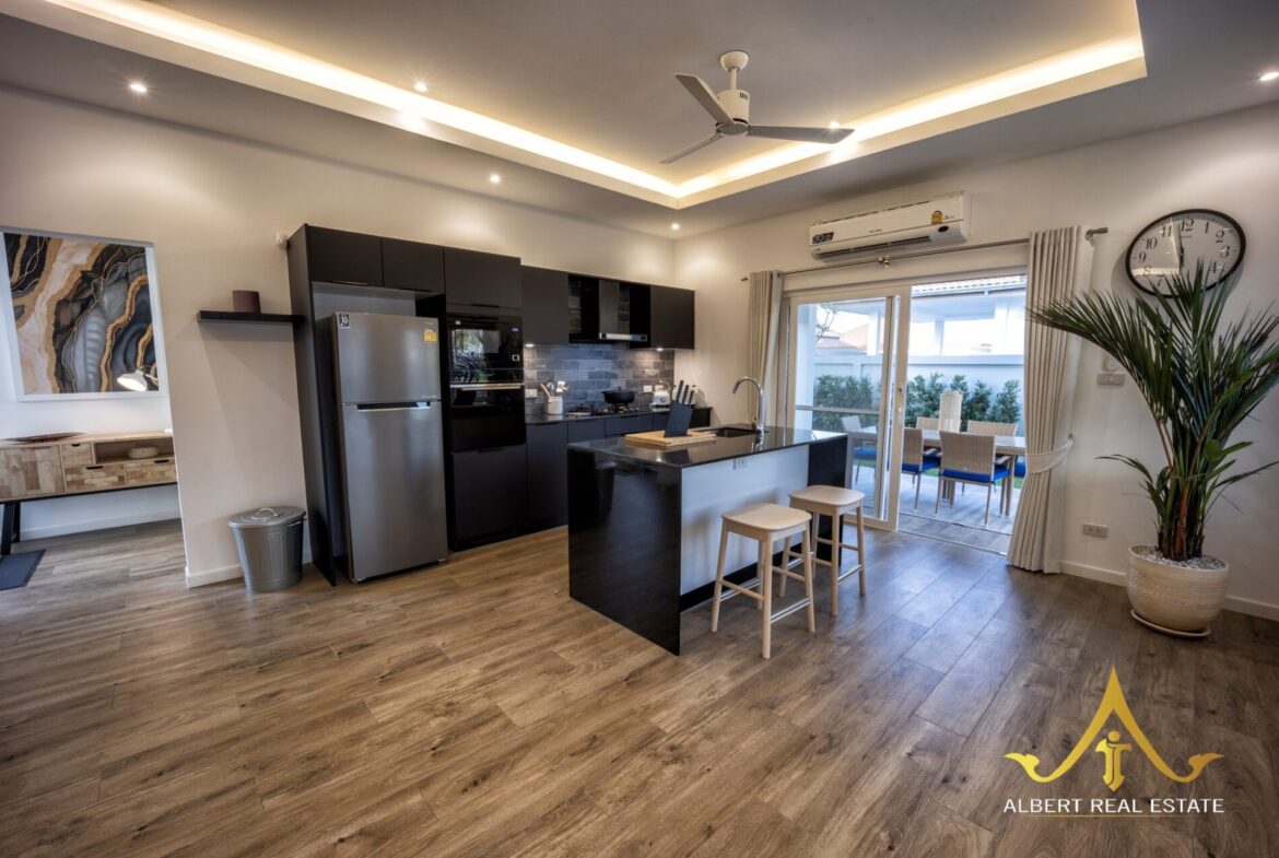 Mali Bua luxury villa Thap Tai