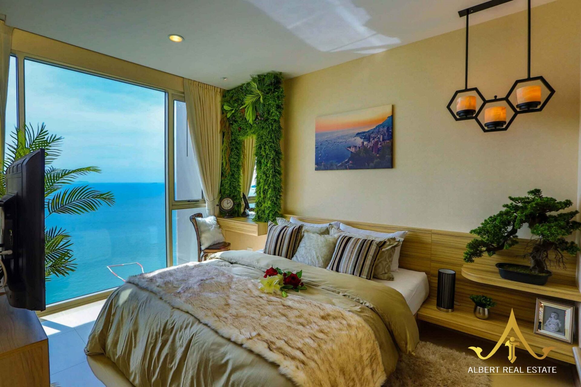 Luxury condo in North Pattaya