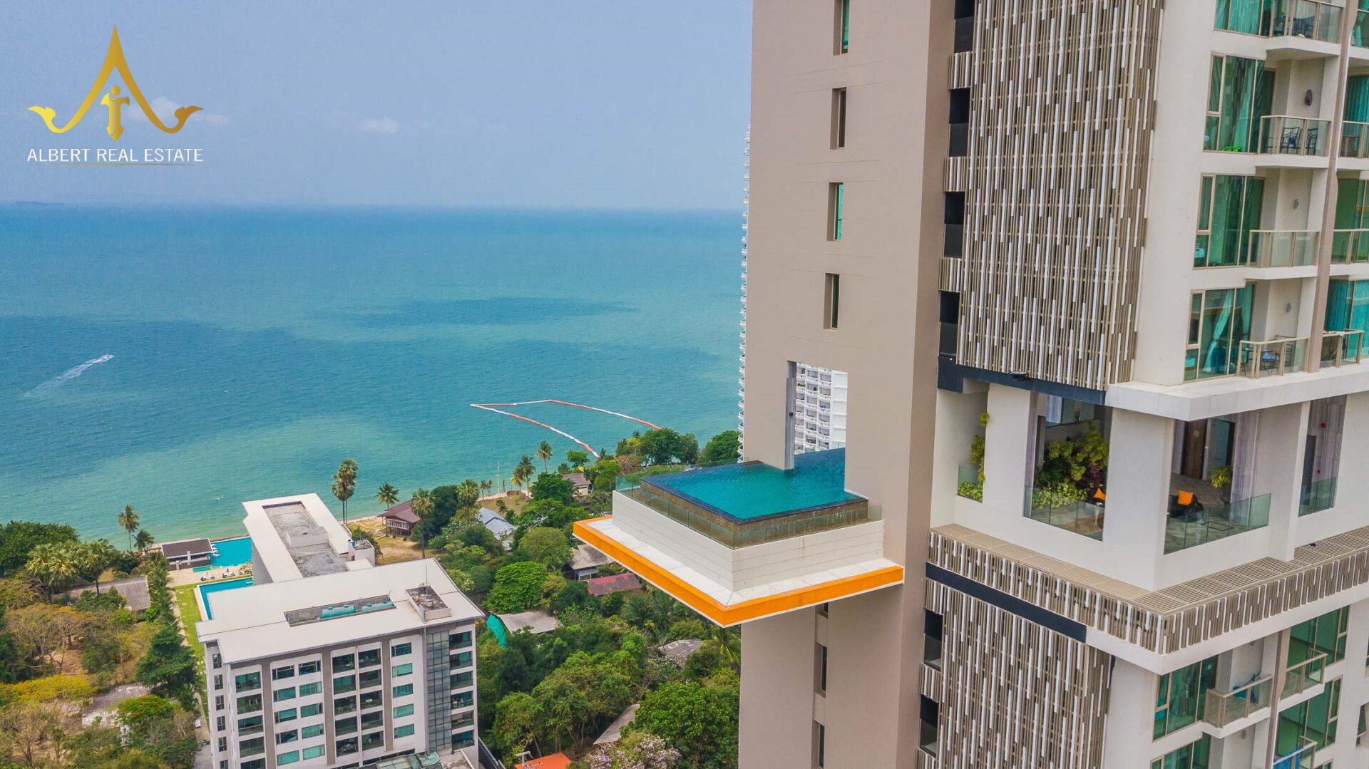 Riviera Wongamat condominium