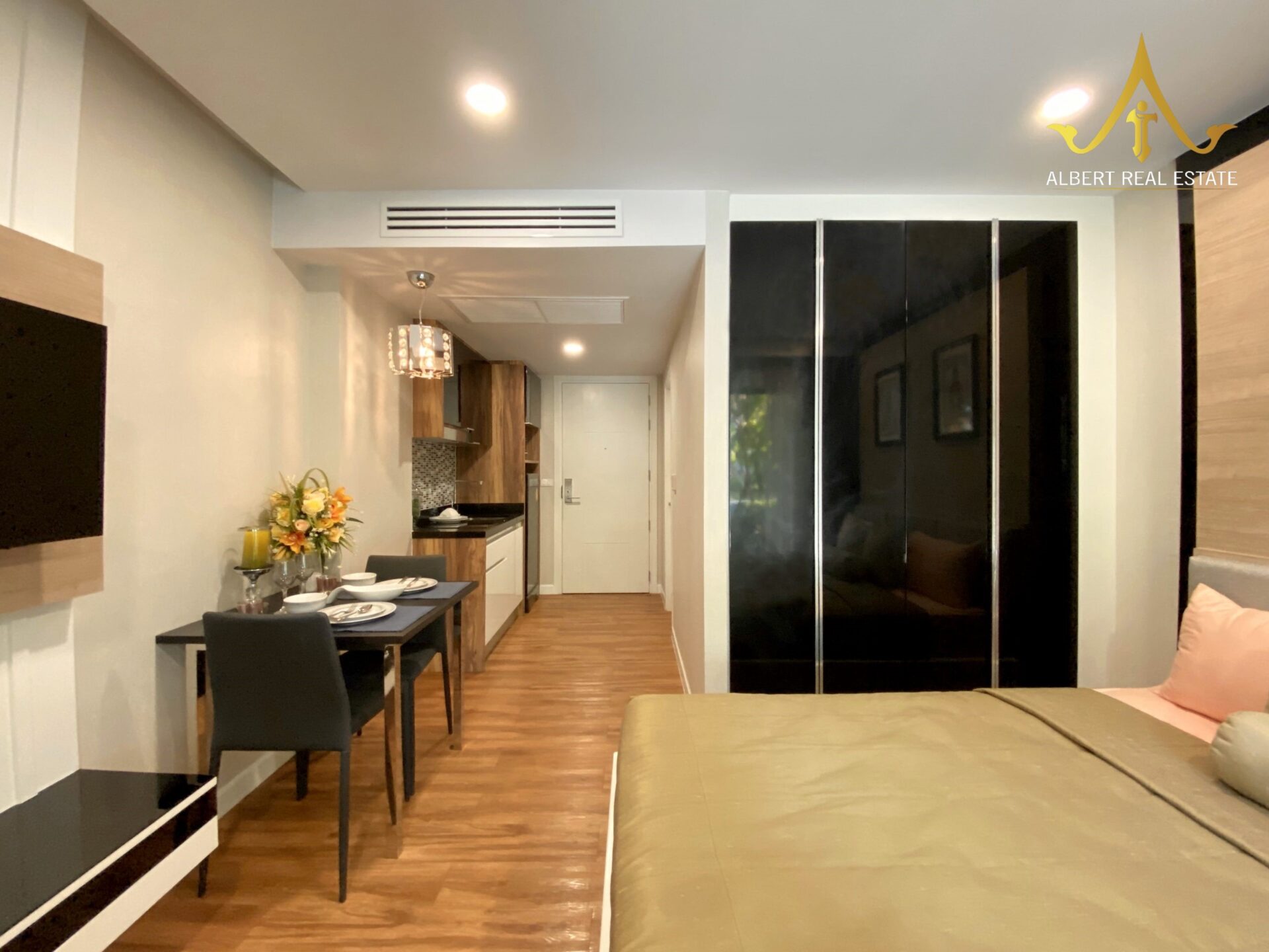 Dusit Grand Park 1 condominium Pattaya