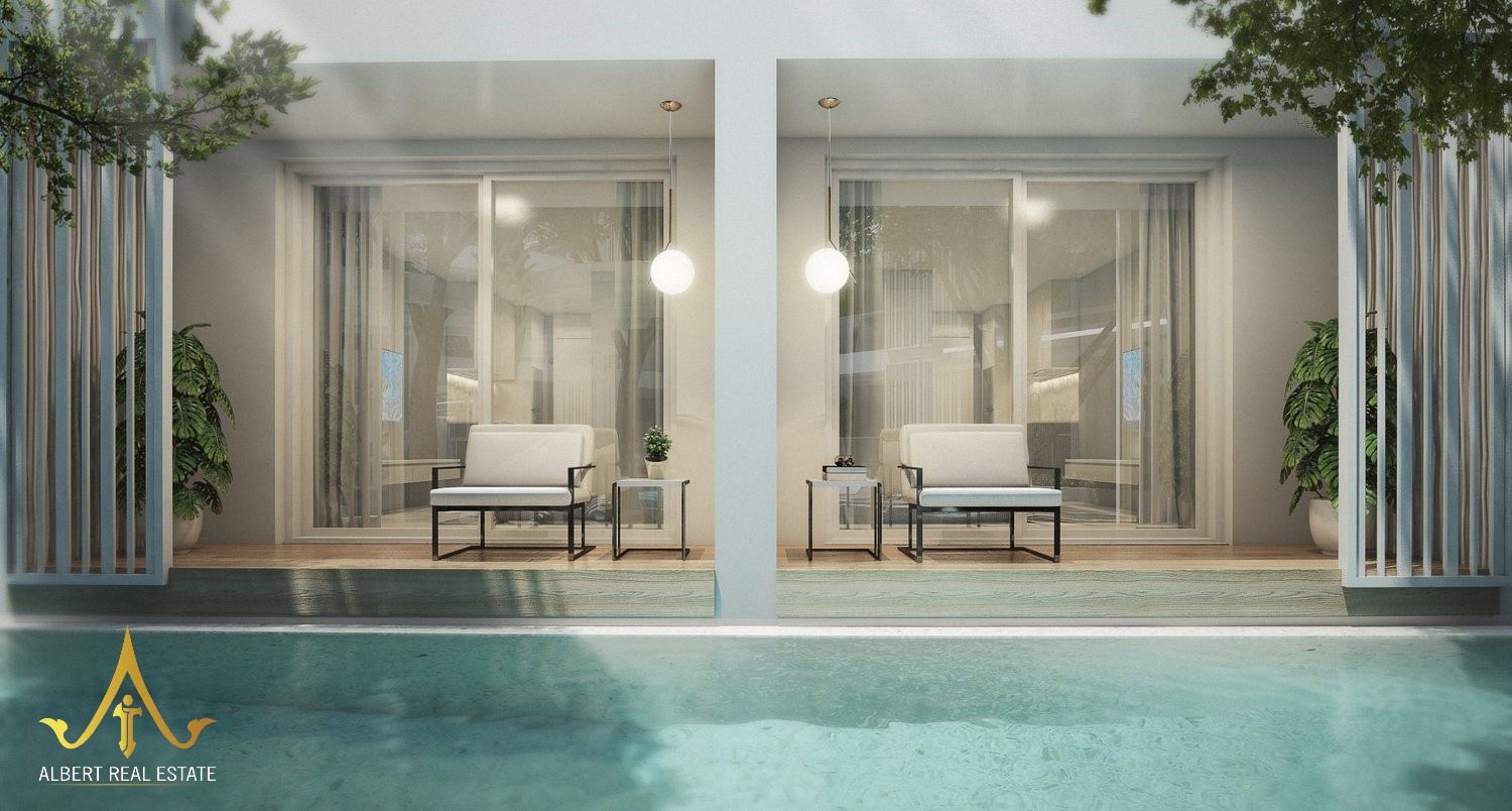 The Coral Pattaya swimming pool