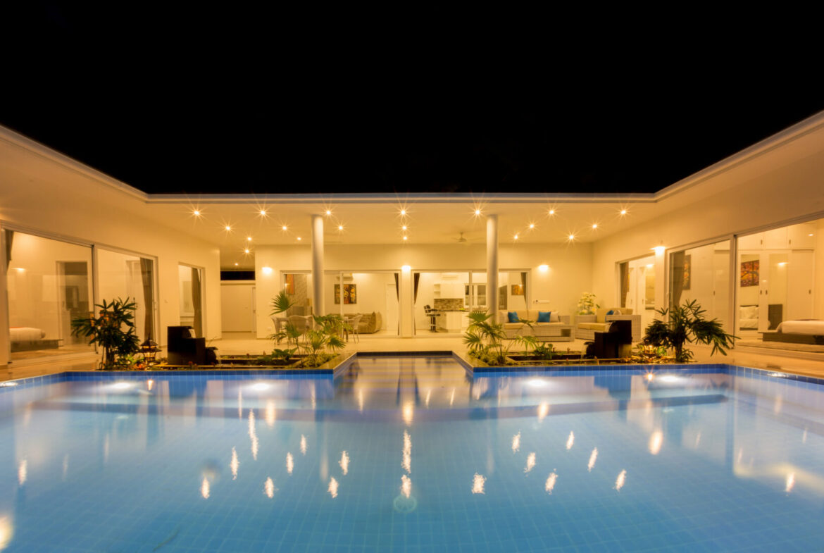 Fillmore Residences contemporary villa