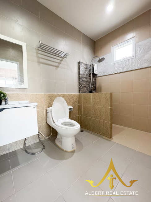 Baan Klang Muang 88 villa bathroom