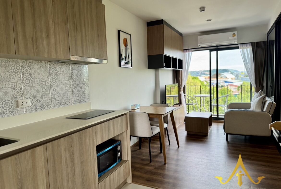 Modern one-bedroom sea-view condominium in Hua Hin – image 03