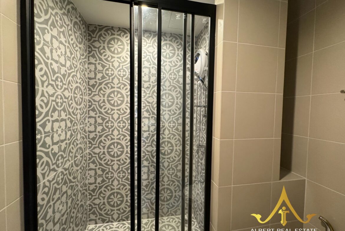 Modern one-bedroom sea-view condominium in Hua Hin – image 11