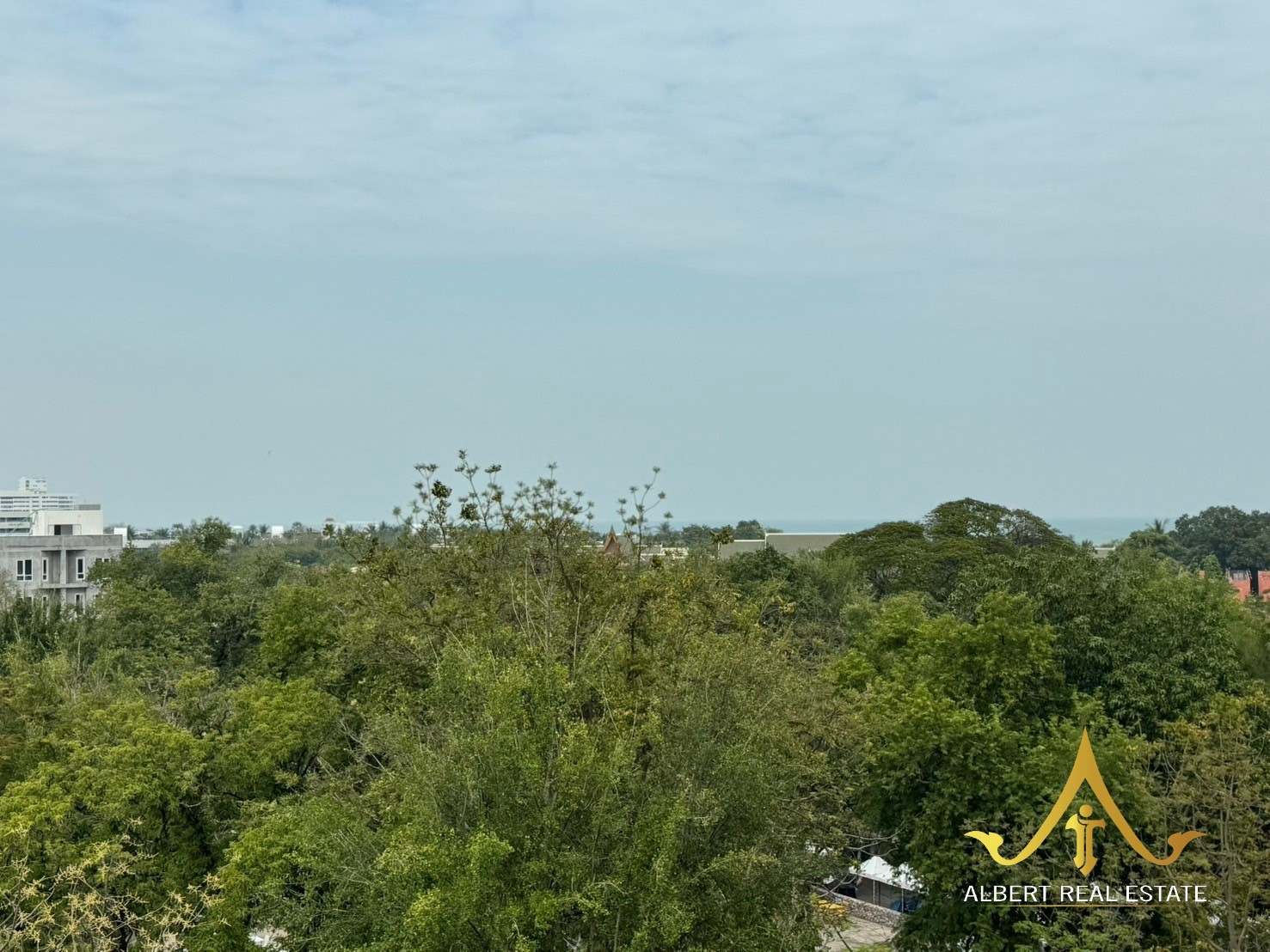 Modern one-bedroom sea-view condominium in Hua Hin – image 13
