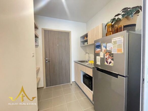 Modern furnished two-bedroom condominium in central Hua Hin – image 01