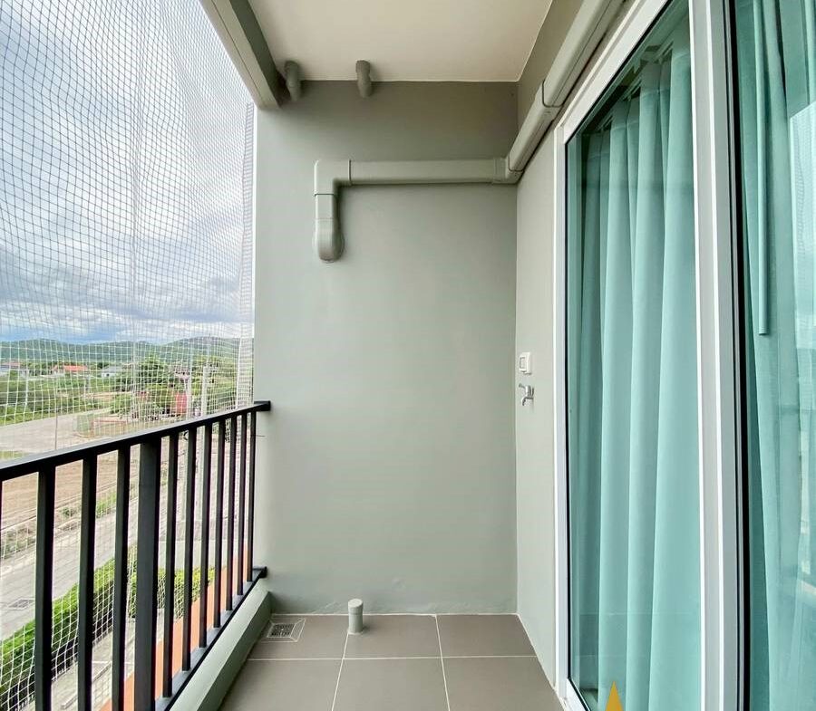 Modern furnished one-bedroom mountain-view condominium in Hua Hin – image 06