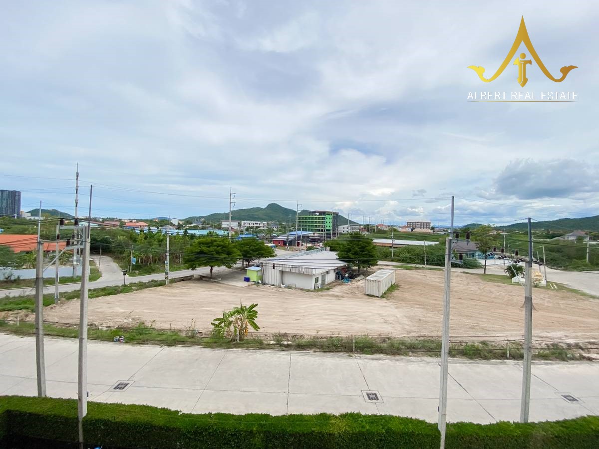 Modern furnished one-bedroom mountain-view condominium in Hua Hin – image 08