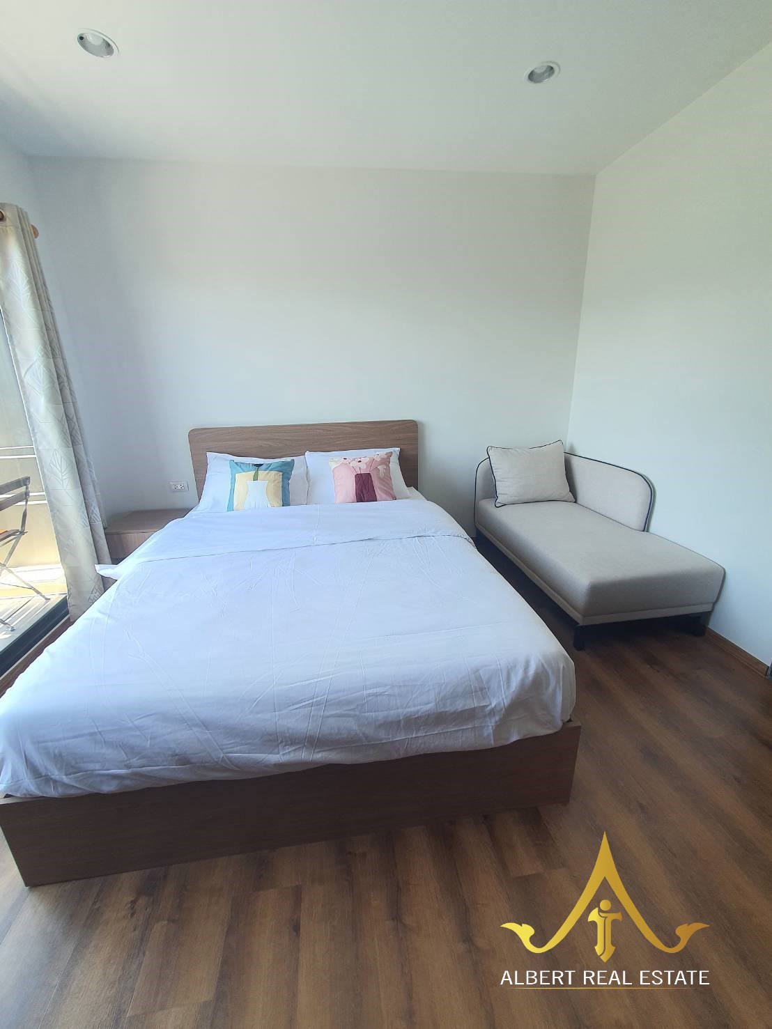 Modern one-bedroom condominium near the beach in Hua Hin – image 09