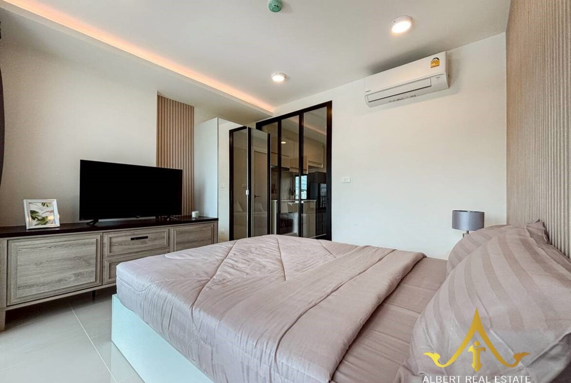 Modern furnished one-bedroom condominium in Hua Hin Soi 94 – image 02
