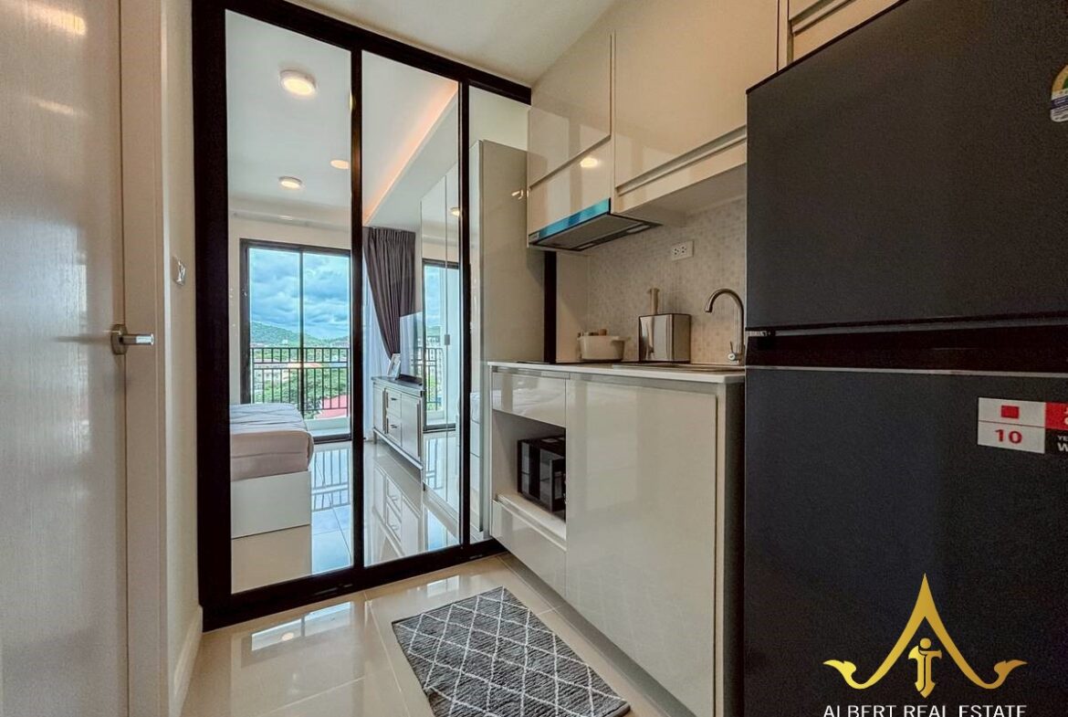 Modern furnished one-bedroom condominium in Hua Hin Soi 94 – image 03
