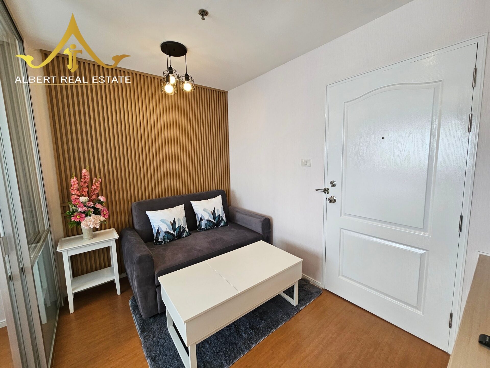 Renovated one-bedroom condominium in North Pattaya – image 08