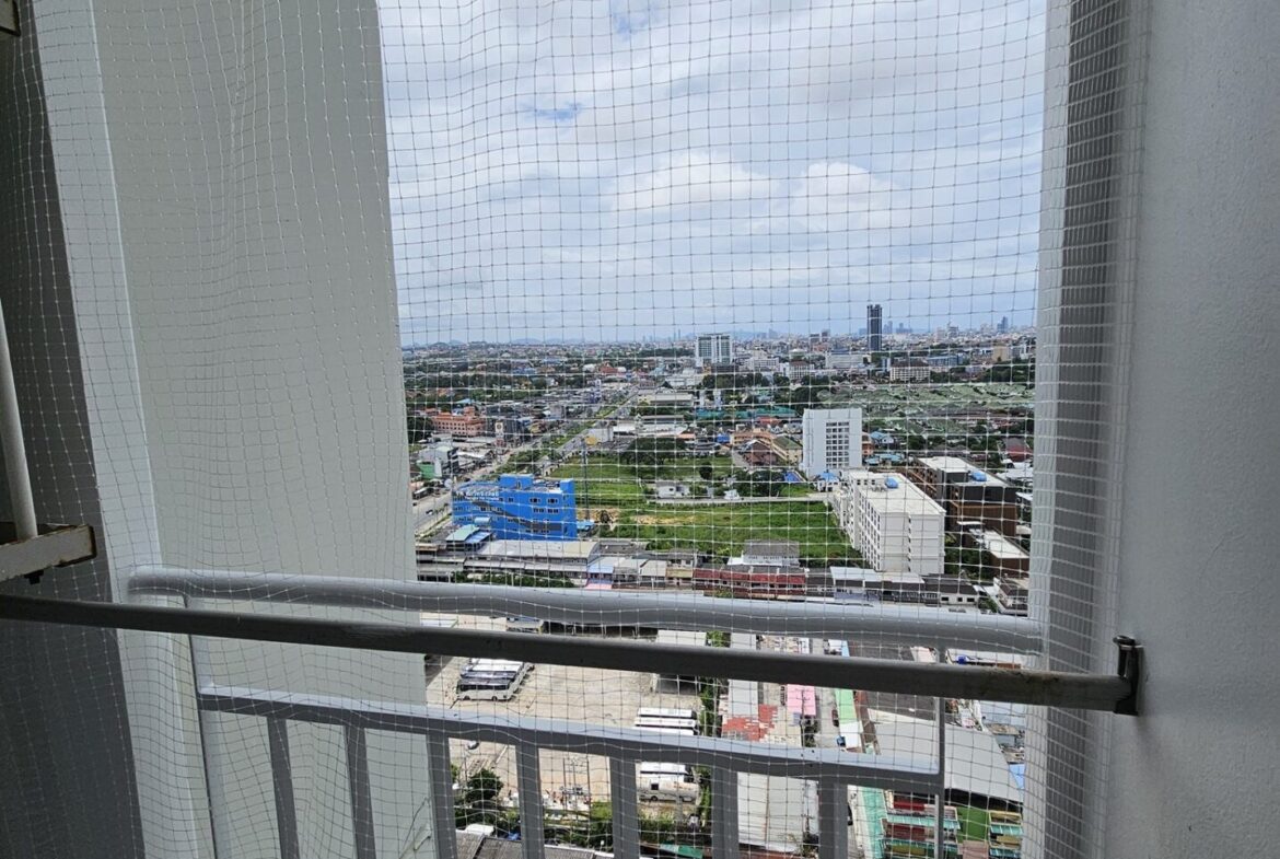 Renovated one-bedroom condominium in North Pattaya – image 09