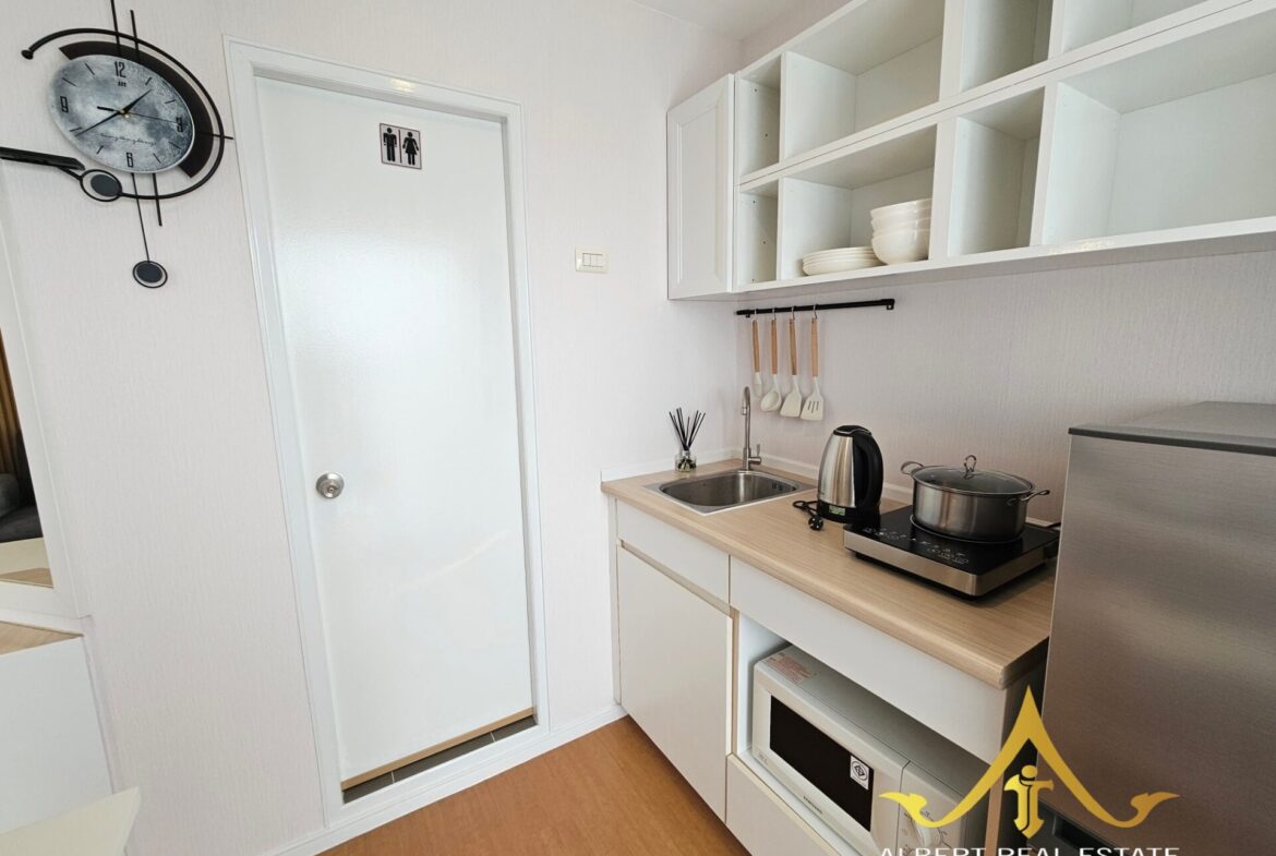 Renovated one-bedroom condominium in North Pattaya – image 16