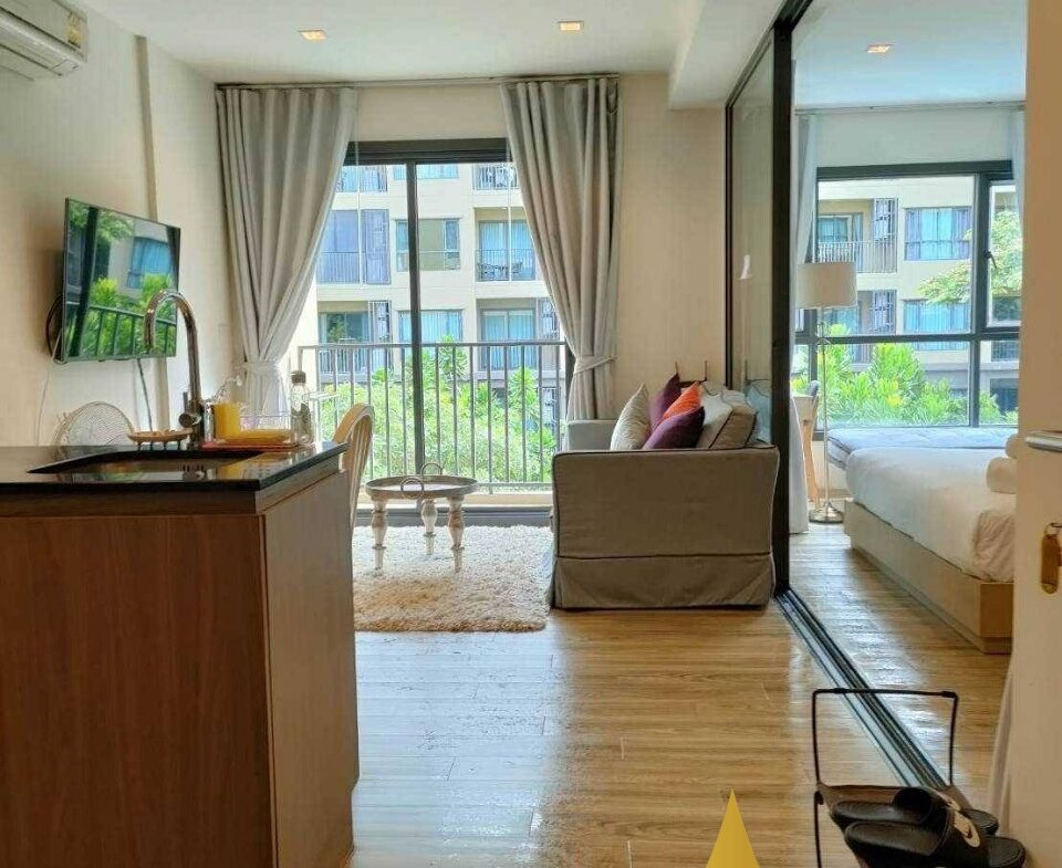 Furnished one-bedroom pool-view condominium in Cha-Am – image 09