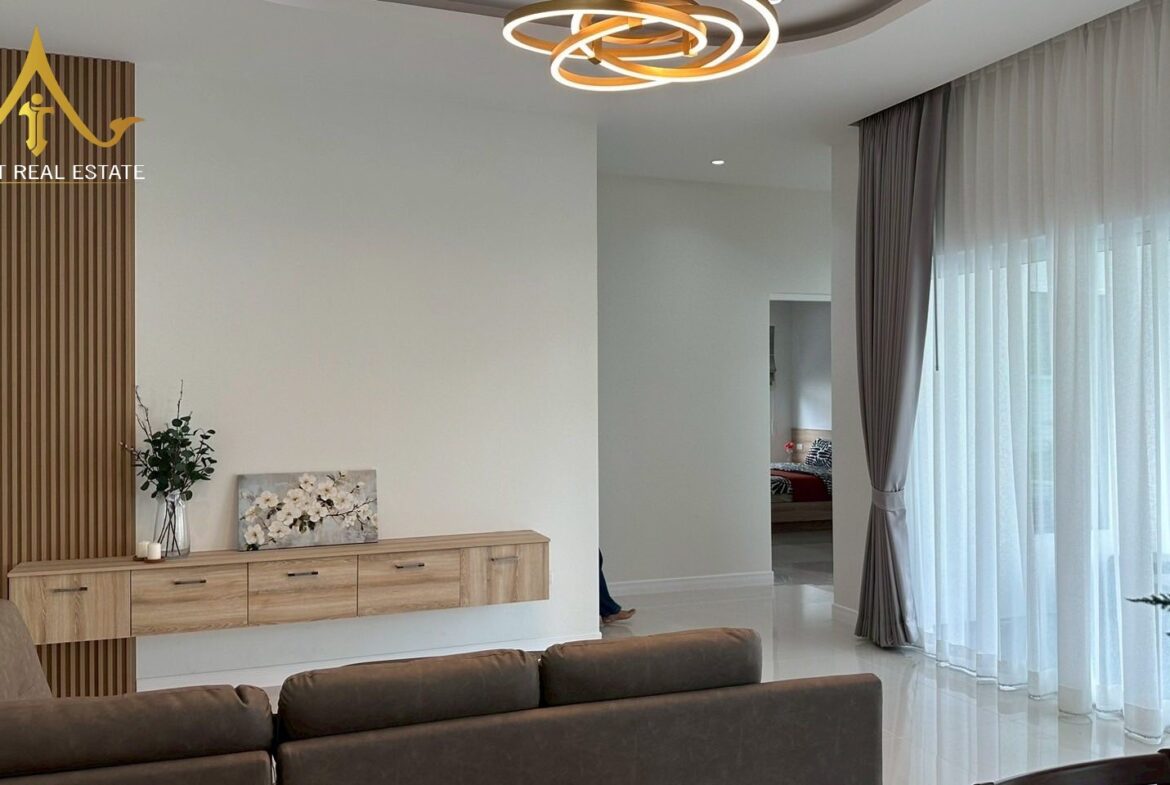 The Phudara 9 Hua Hin – 3-Bedroom Mountain-View Pool Villa