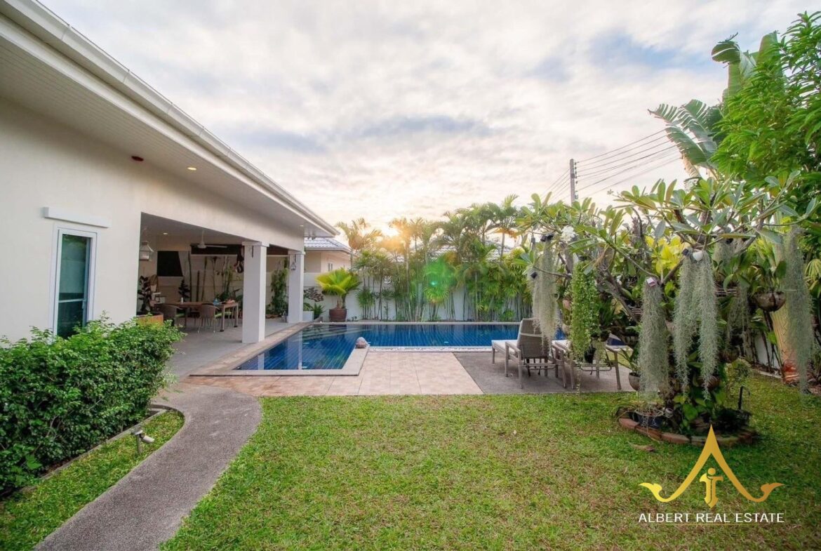 Gold A / Avenue 88 Gold – 4-Bedroom Corner Pool Villa in Hua Hin