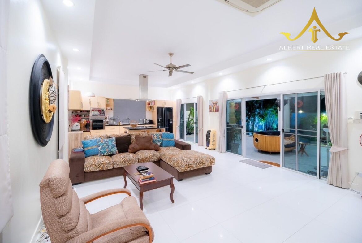 Gold A / Avenue 88 Gold – 4-Bedroom Corner Pool Villa in Hua Hin
