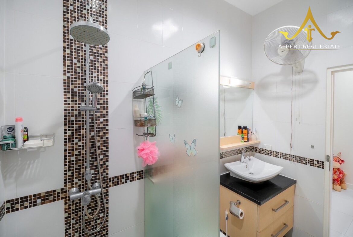 Gold A / Avenue 88 Gold – 4-Bedroom Corner Pool Villa in Hua Hin