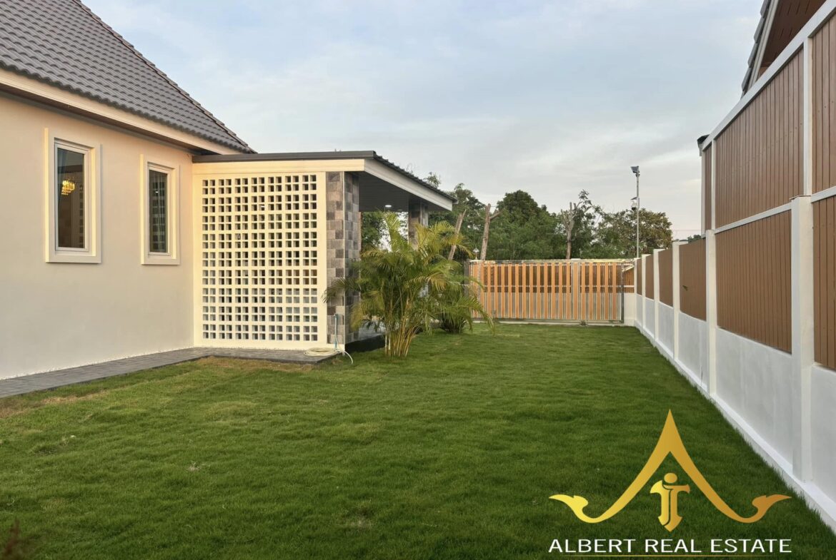 Azure Laya Villas at Baan Padyen Village near Hua Hin – Photo 10