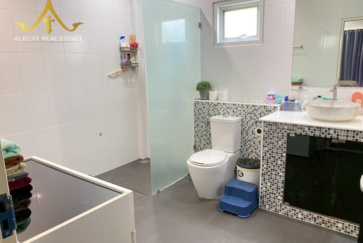 4-bedroom pool villa with guesthouse in Hua Hin – Photo 6