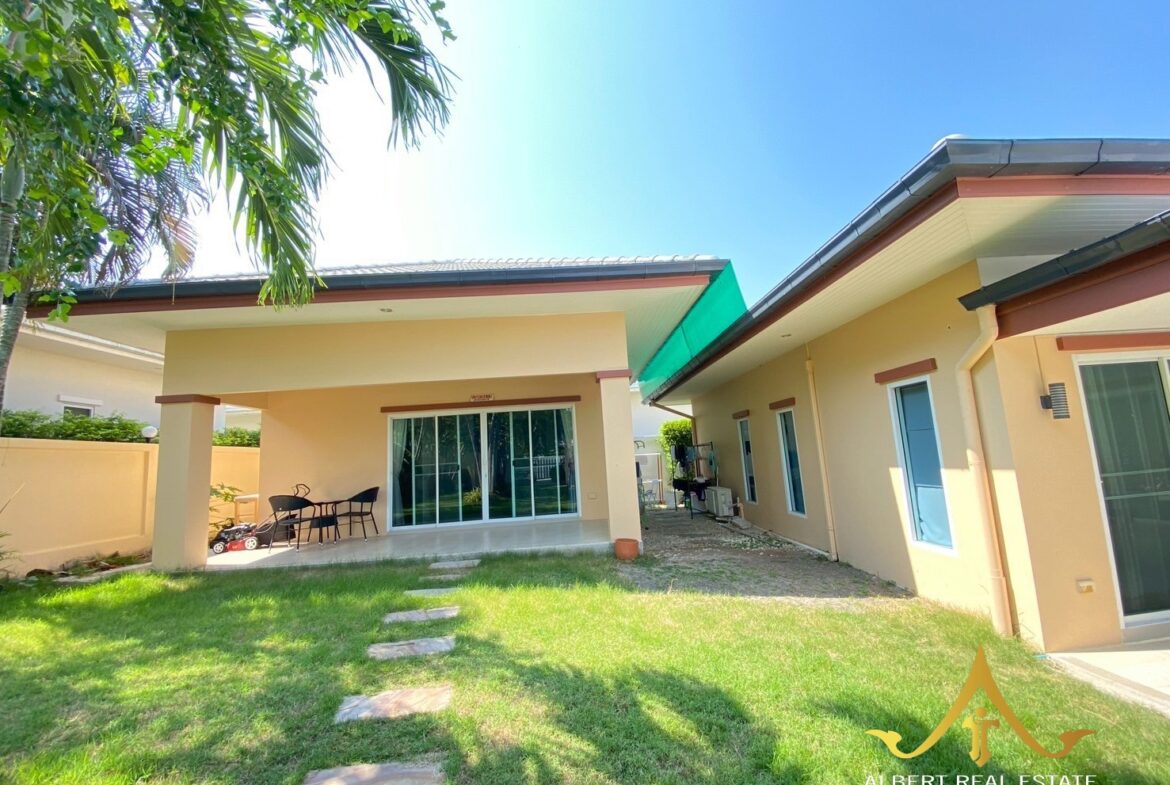 4-bedroom pool villa with guesthouse in Hua Hin – Photo 10