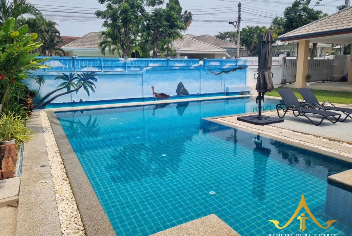 4-bedroom pool villa with guesthouse in Hua Hin – Photo 13