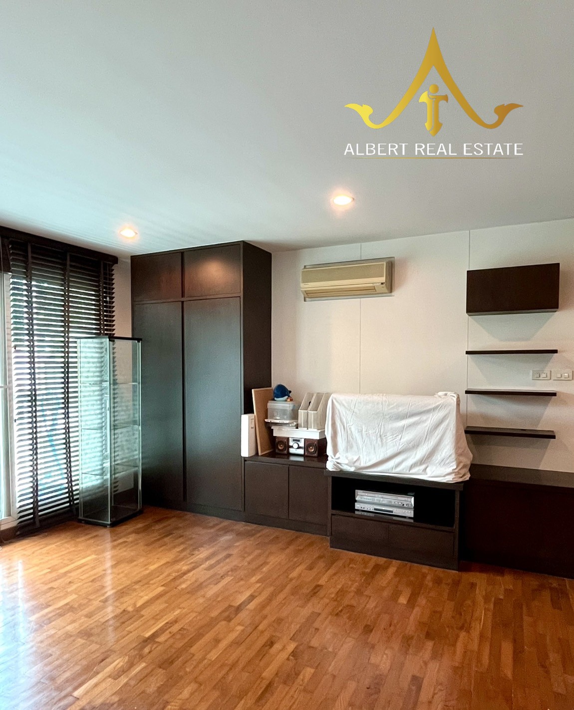 Baan Siri Yen Akat three bedroom condo
