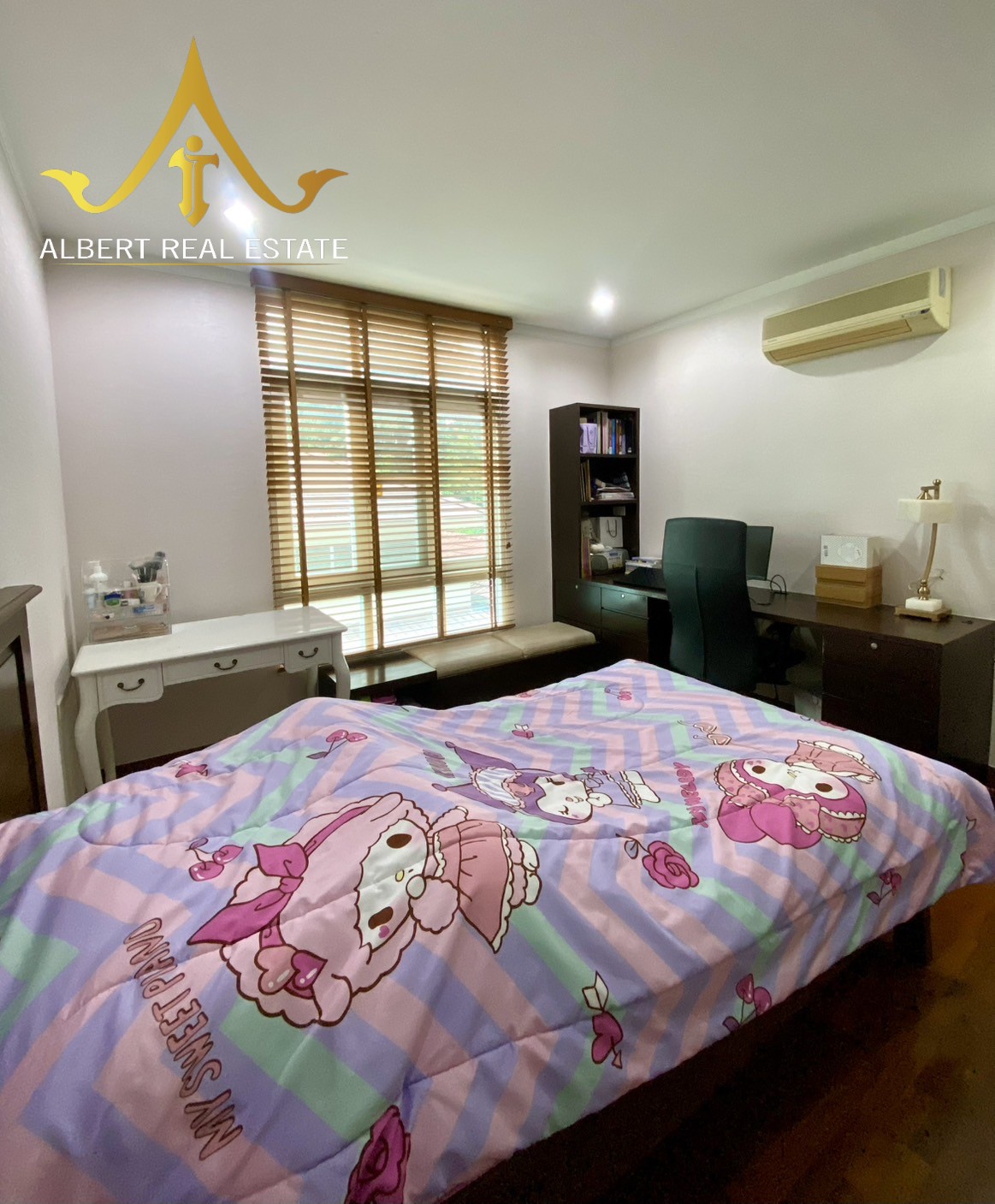 Baan Siri Yen Akat condo interior