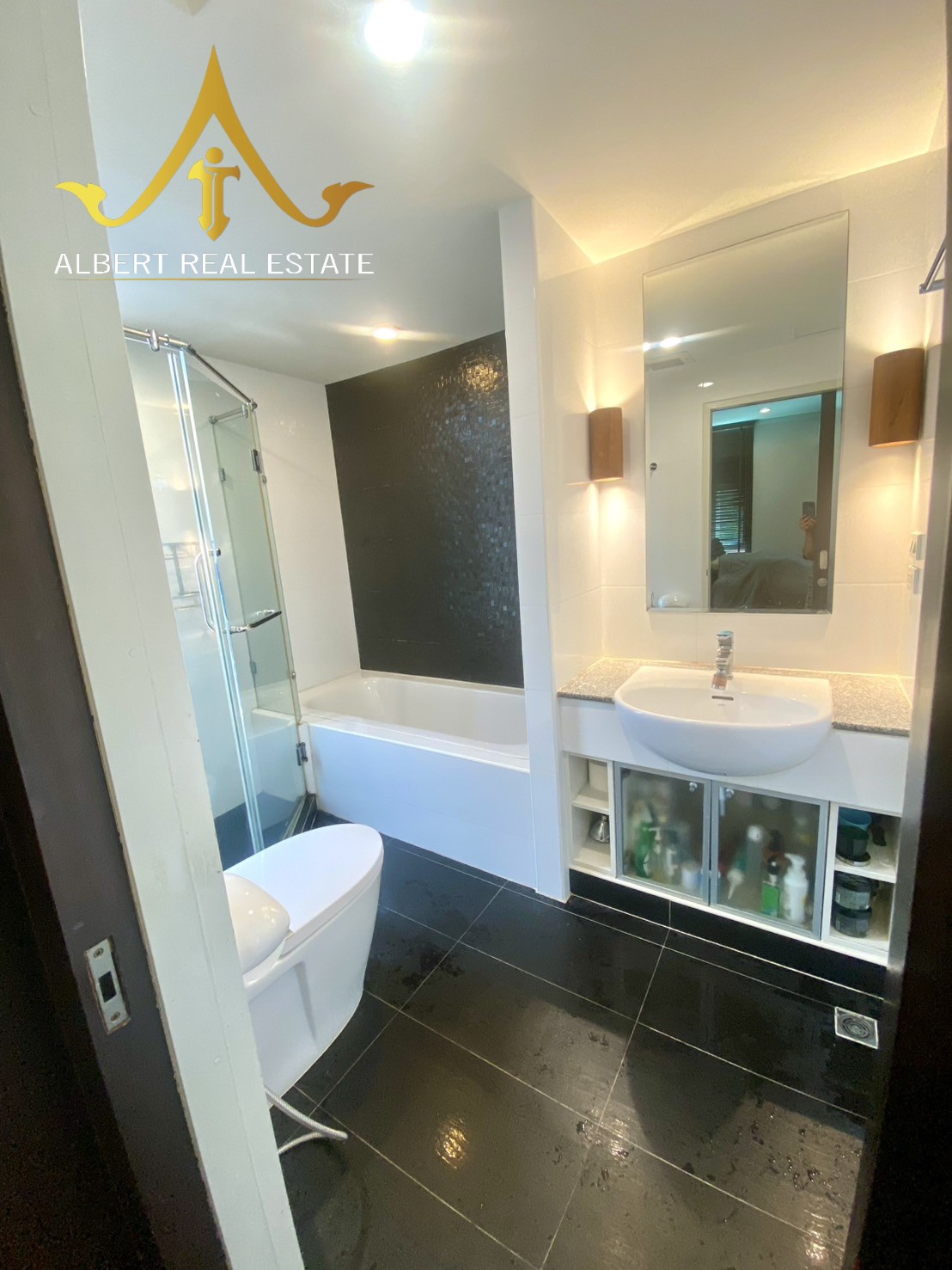 Baan Siri Yen Akat apartment Bangkok