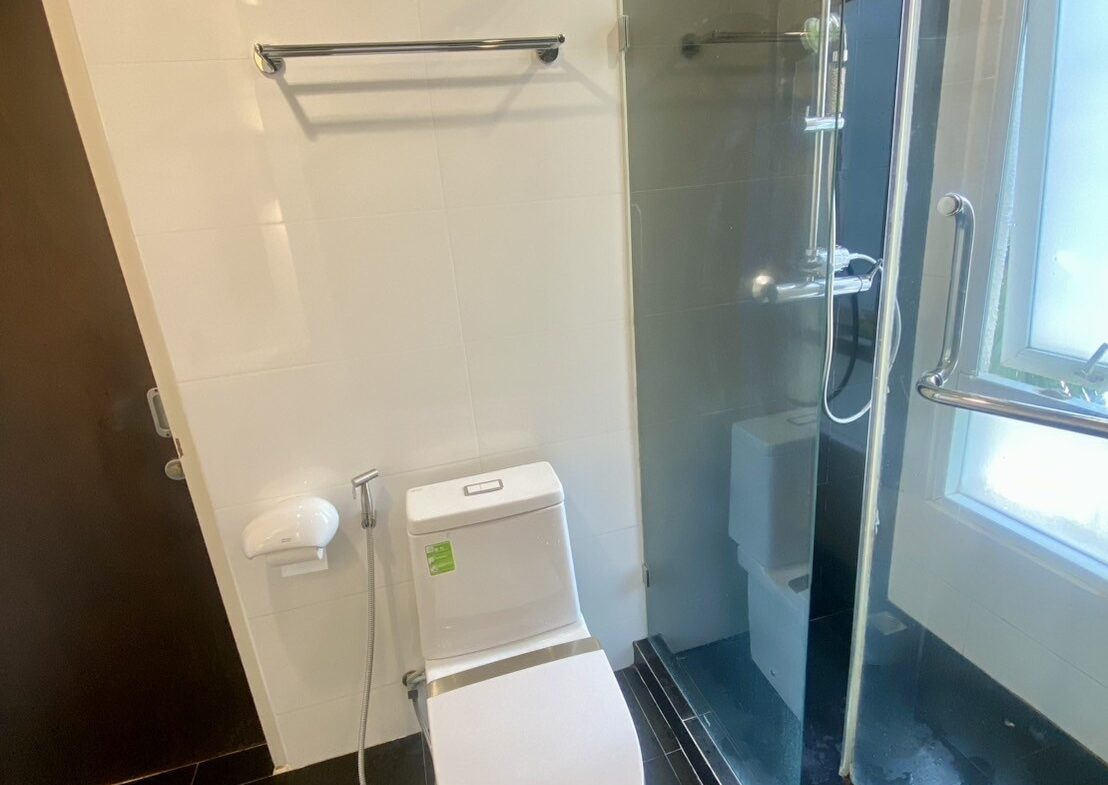 Baan Siri Yen Akat residential property