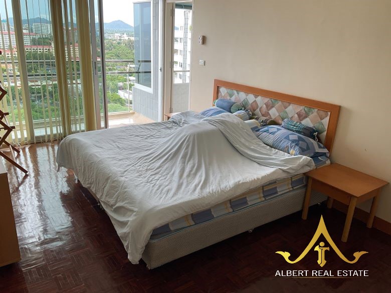 Beachfront condominium in Hua Hin