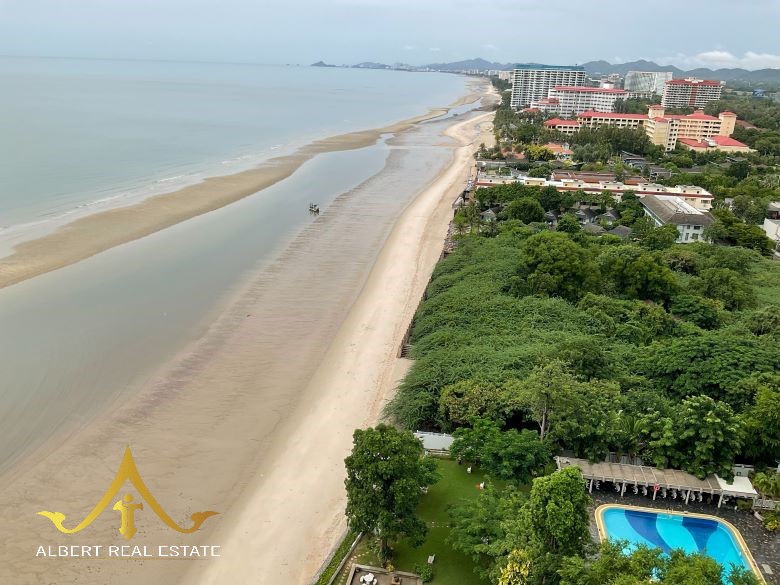 Beachfront condominium in Hua Hin