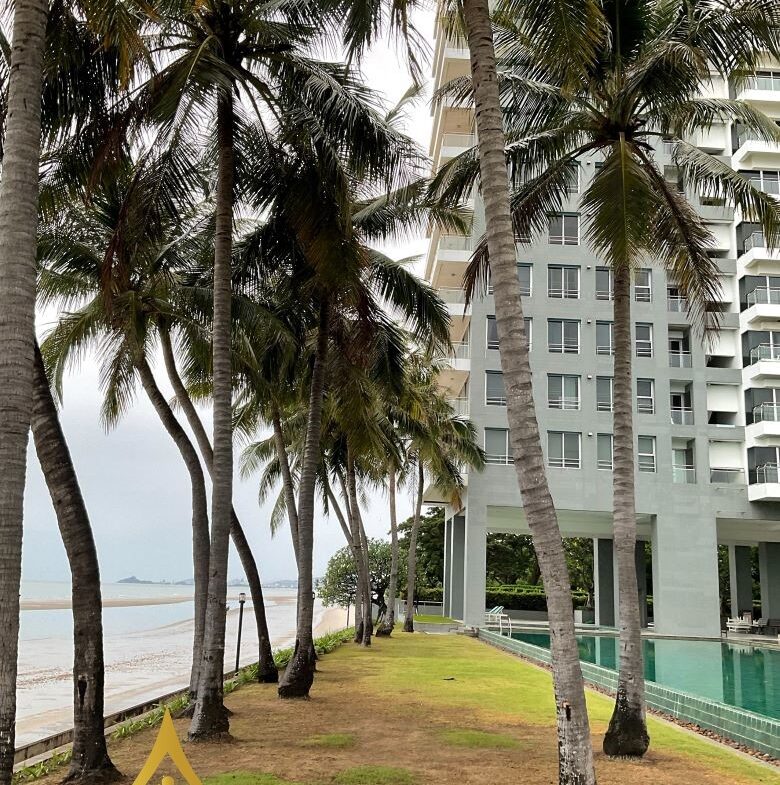Beachfront condominium in Hua Hin