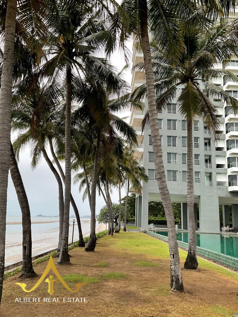 Beachfront condominium in Hua Hin