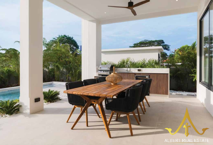 Villa Suasana private swimming pool