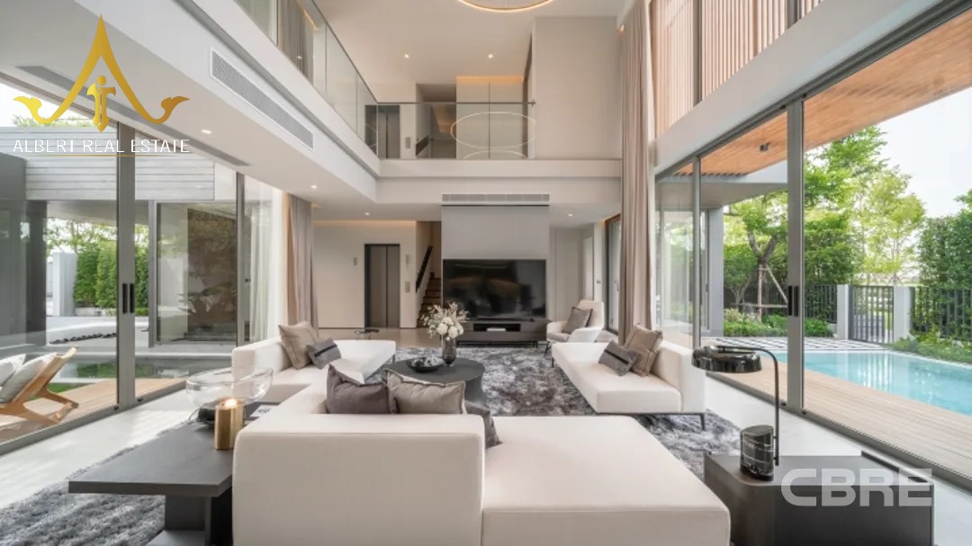 Luxury living area at Hyde Park Garden Bangkok