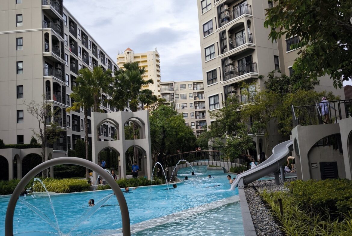 La Casita Hua Hin furnished studio condominium – Photo 2