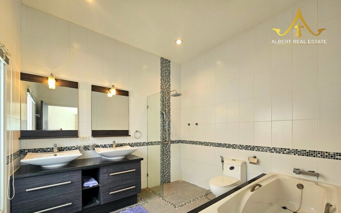 Loora Villa pool villa in Soi 88, Thap Tai, Hua Hin – Photo 6