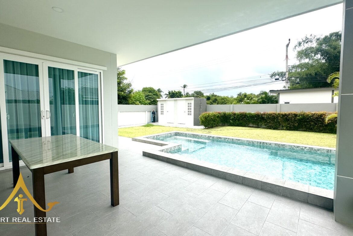 Neerida Villa furnished pool villa in Hua Hin – Photo 4