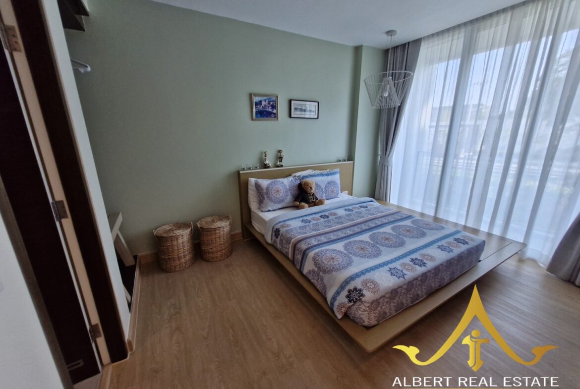 Ocas Hua Hin beachfront condominium