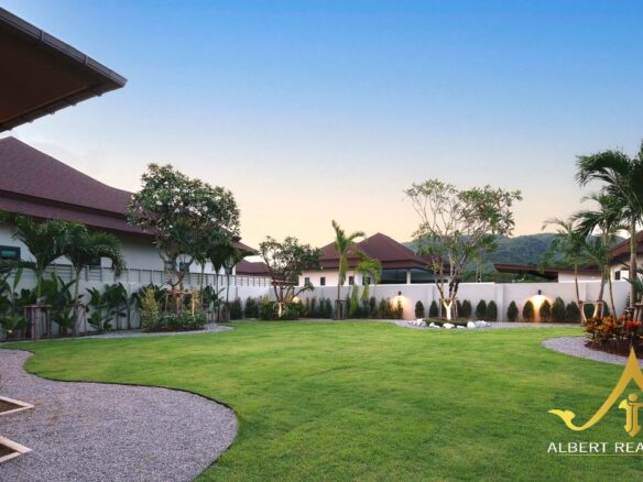 Mountain Golf Paradise villa at Panorama Black Mountain – Photo 1