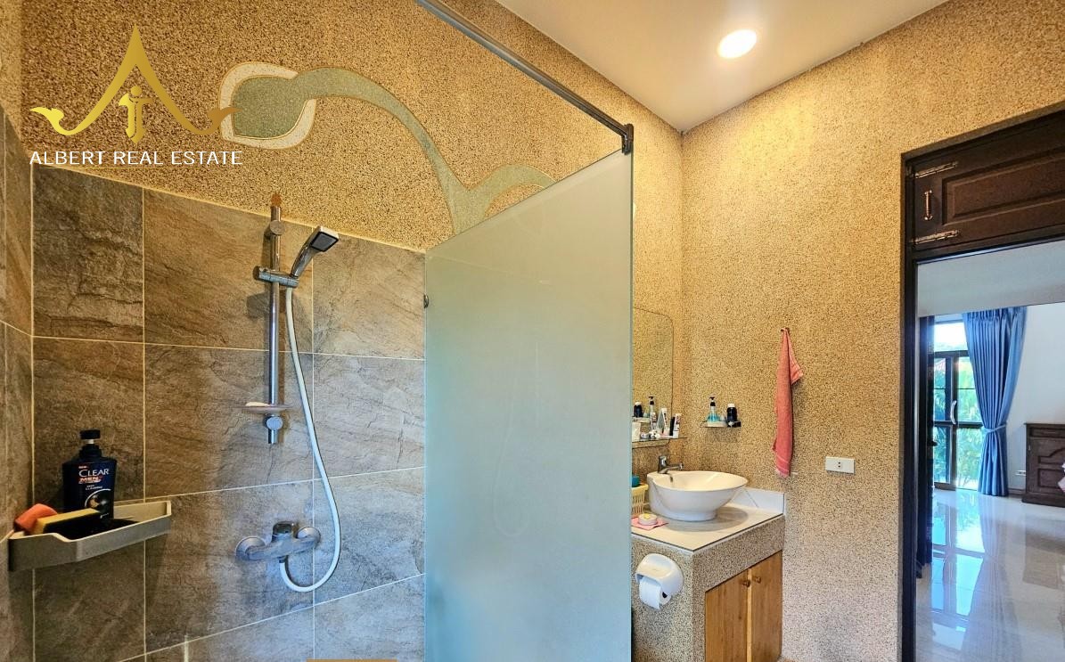 4-bedroom pool villa in Thap Tai, Hua Hin – Photo 4
