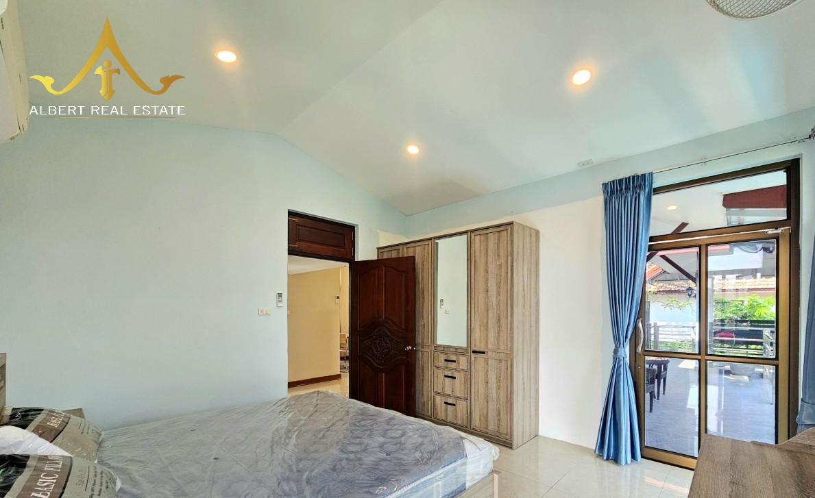 4-bedroom pool villa in Thap Tai, Hua Hin – Photo 6