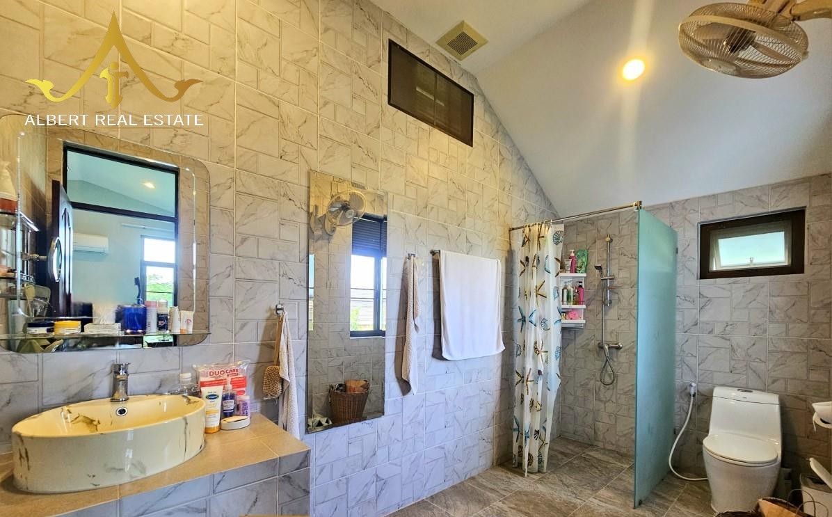4-bedroom pool villa in Thap Tai, Hua Hin – Photo 8