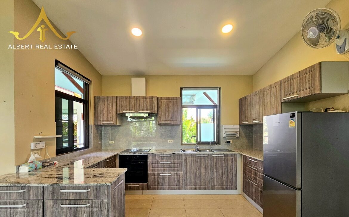 4-bedroom pool villa in Thap Tai, Hua Hin – Photo 12