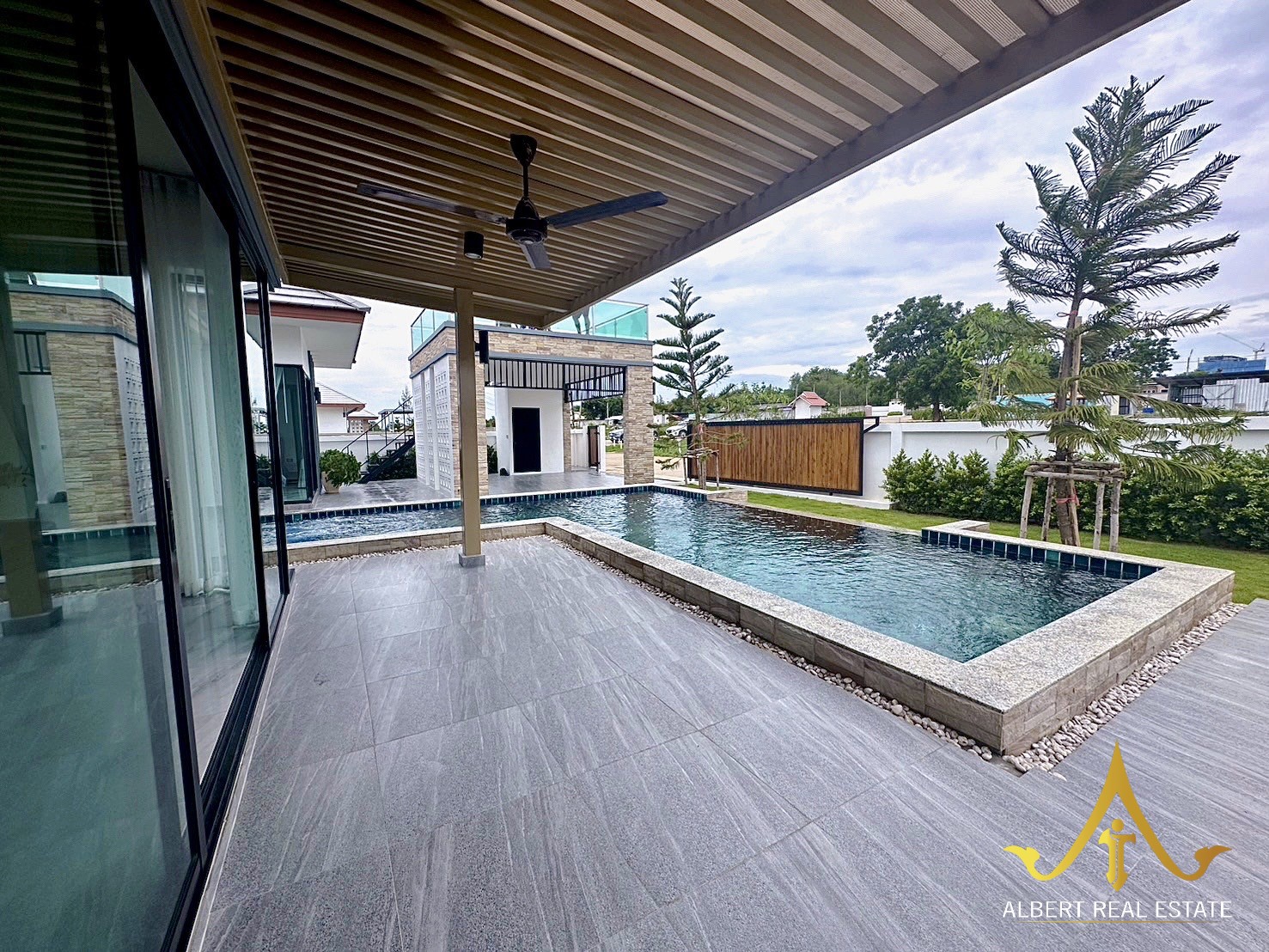 Sia Development modern pool villa